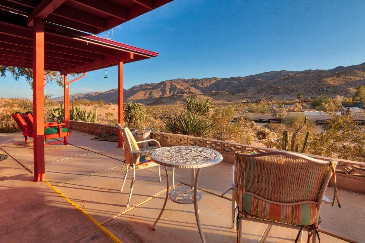 Chuck'S Cabin In A Joshua Tree Community Twentynine Palms Eksteriør billede